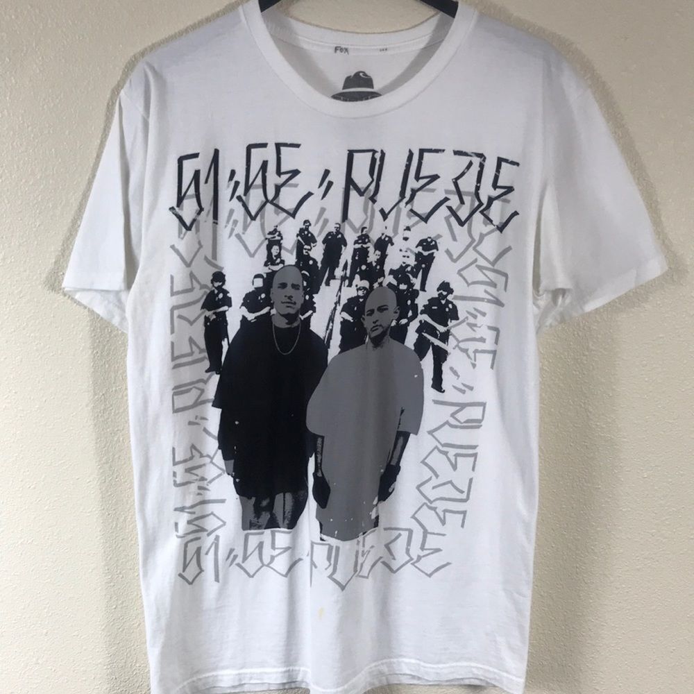 Vintage 90s Estevan Joker brand shirt Men